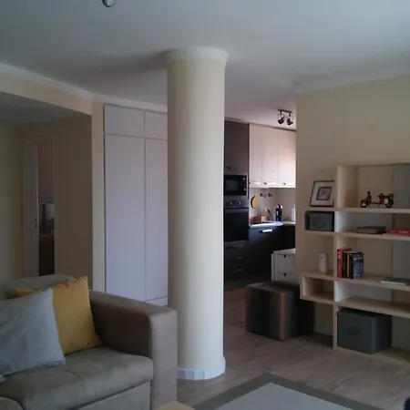 Cozy With A River View Apartamento *